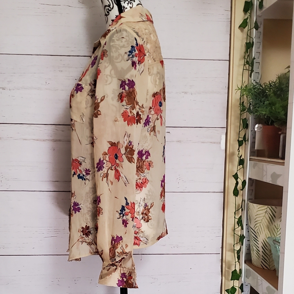 American Rag Floral Collared Button Up - Picture 14 of 15